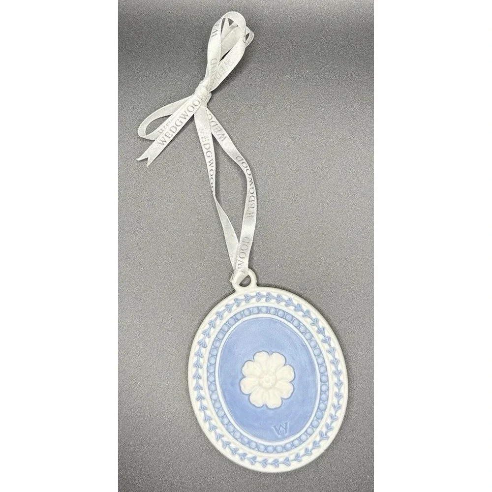 Wedgwood Blue and White Jasperware Madonna and Child Ornament Without Box